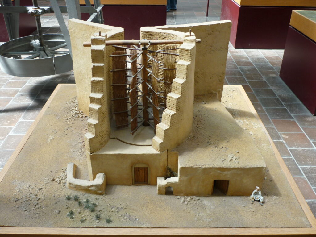 Ricostruzione di un antico mulino a vento persiano
